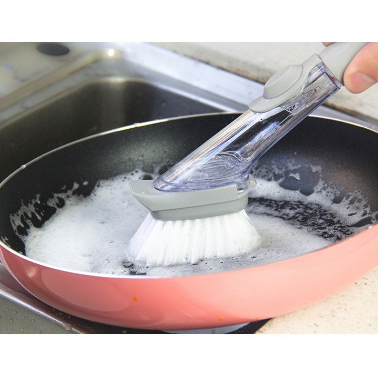 BÀN CHẢI CỌ BẾP, CỌ XOONG 2in1 CÓ BÌNH XỊT DẦU TIỆN DỤNG, CỌ RỬA SẠCH SẼ VỚI TỪNG ĐẦU CHẢI MÀ KHÔNG LO DẦU MỠ BÁM VÀO