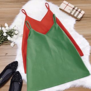 Áo 2 dây cổ tim basic