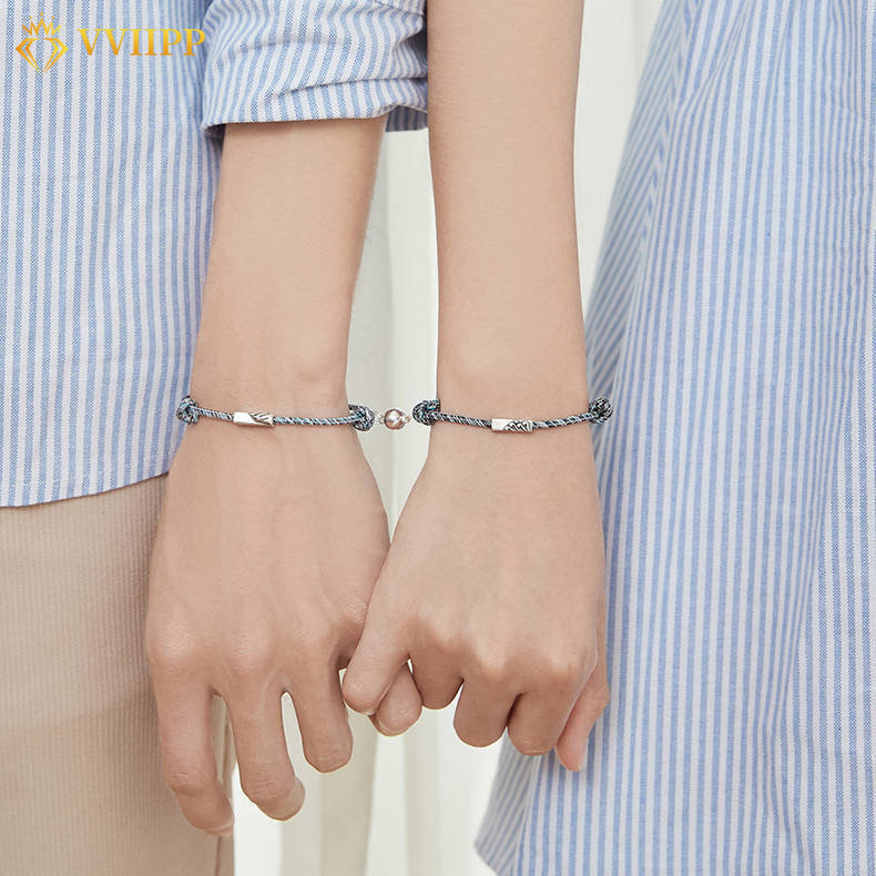 Bộ 2 vòng đeo tay từ tính họa tiết dây bện phối mặt kim loại khắc chữ cho các cặp đôi