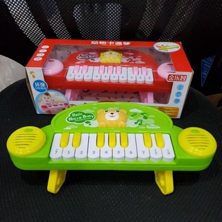 Đàn organ có chân đứng cho bé yêu