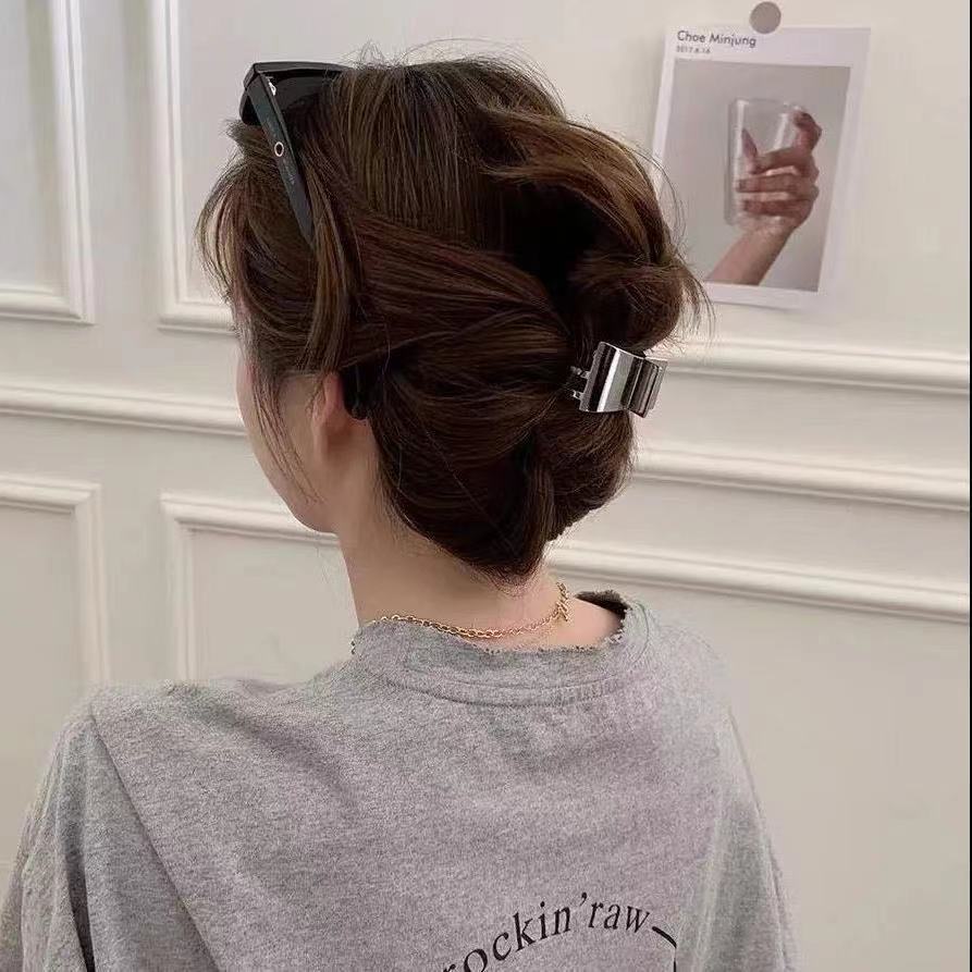 Kẹp tóc càng cua kim loại nhỏ nhắn sang trọng Tiluca K48