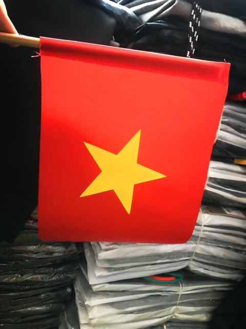 Cờ vẫy cầm tay