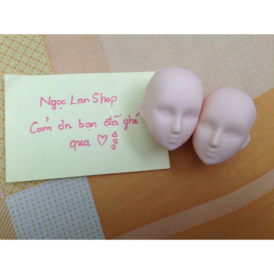 Đầu obitsu tập trang điểm