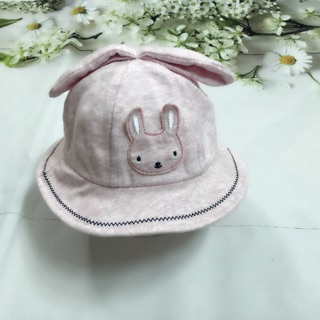 Các mẫu mũ vải bé gái
