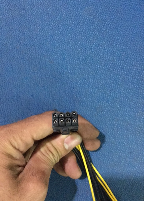 Cáp chuyển 4 pin ata sang 8 pin vga