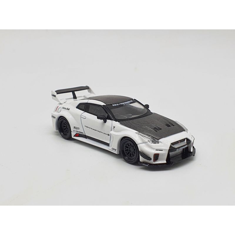 Xe Mô Hình LB-Silhouette Works GT Nissan 35GT-RR RHD 1:64 MiniGT ( Trắng )