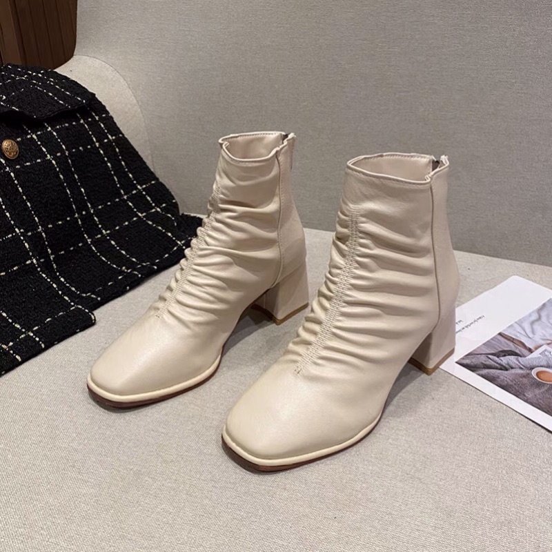 BOOT NHĂN CỔ CAO DA MỜ GÓT VUÔNG