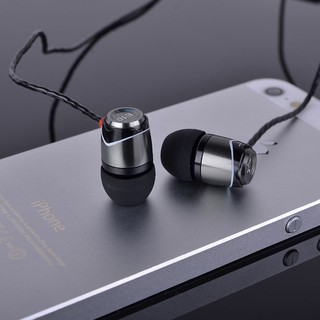 Tai nghe SoundMagic E10