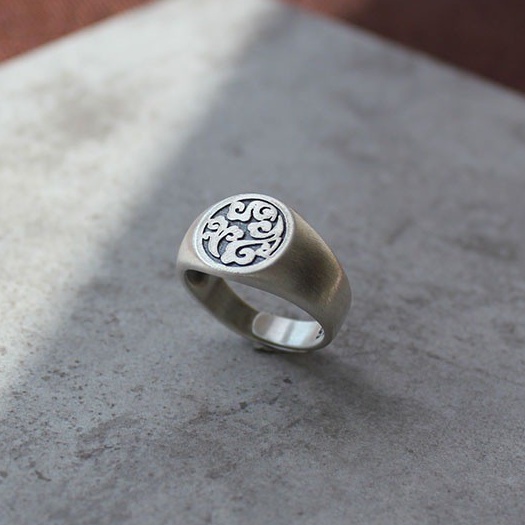 Nhẫn Nam Cổ điển Mây Thiểu số Cá Tính Kim loại Không phai màu làm như cũ Màu bạc Chiều rộng NH-081