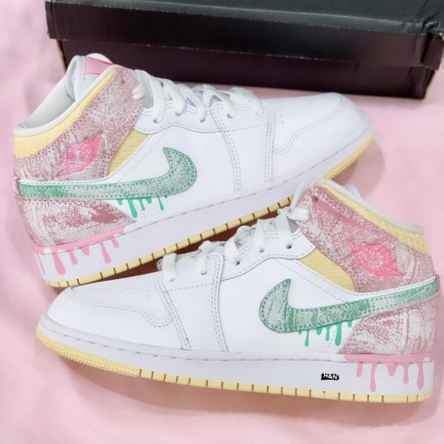 GIÀY NIKE AIR JORDAN 1 MID SE GS ICE CREAM