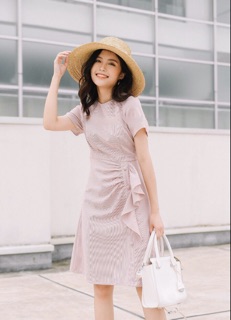 Đầm dự tiệc hoạ tiết eo duyên dáng