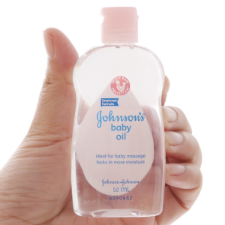 Dầu Massage & Dưỡng Ẩm Johnson's Baby Oil