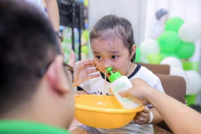 Bình rửa mũi Dr. Green tặng kèm 10 gói muối nha đam | BigBuy360 - bigbuy360.vn