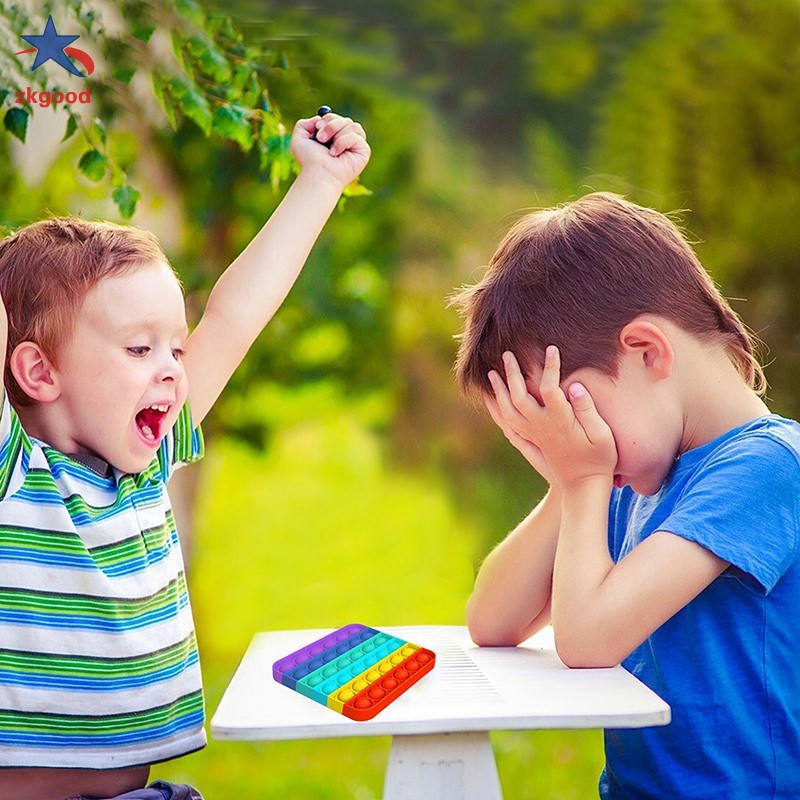 Đồ chơi bóp bong bóng giải tỏa căng thẳng với kiểu dáng đa dạng vui nhộn dành cho bé