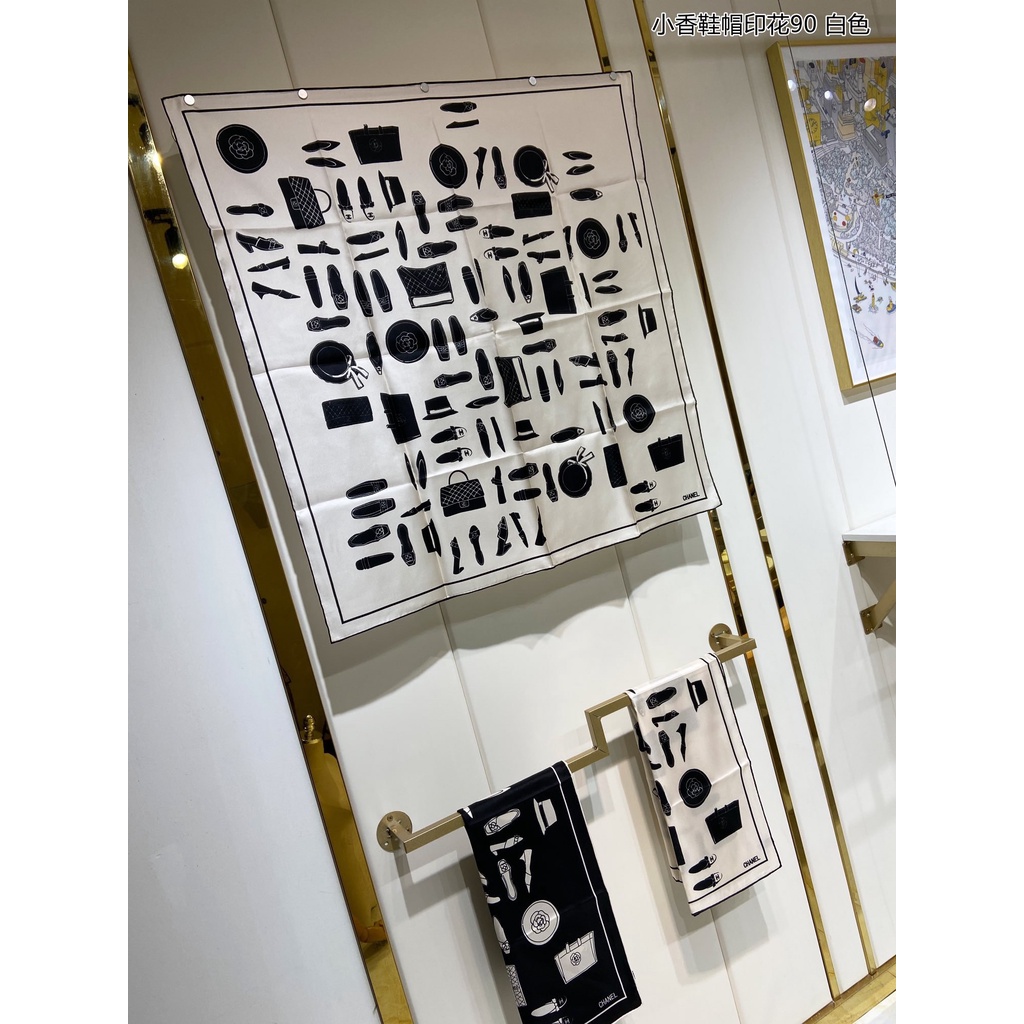 Khăn Choàng Cổ Vuông Bằng Lụa In Họa Tiết CC Màu Trắng Đen Sang Trọng Hàng Mới 2022