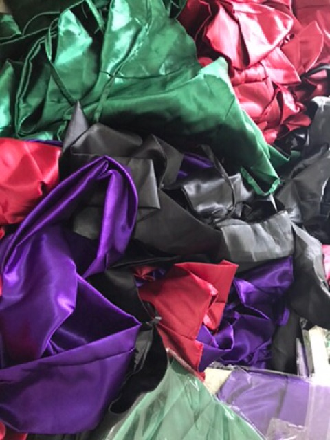 Áo yếm lụa phi bóng đi chơi đi bơi đi nhóm | BigBuy360 - bigbuy360.vn