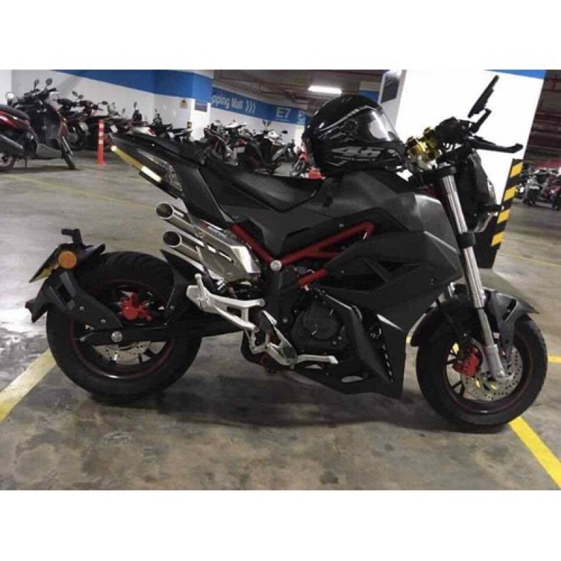 Cánh chim liền mỏ cày mẫu suông gắn benelli tnt 125 mv agust demon 110