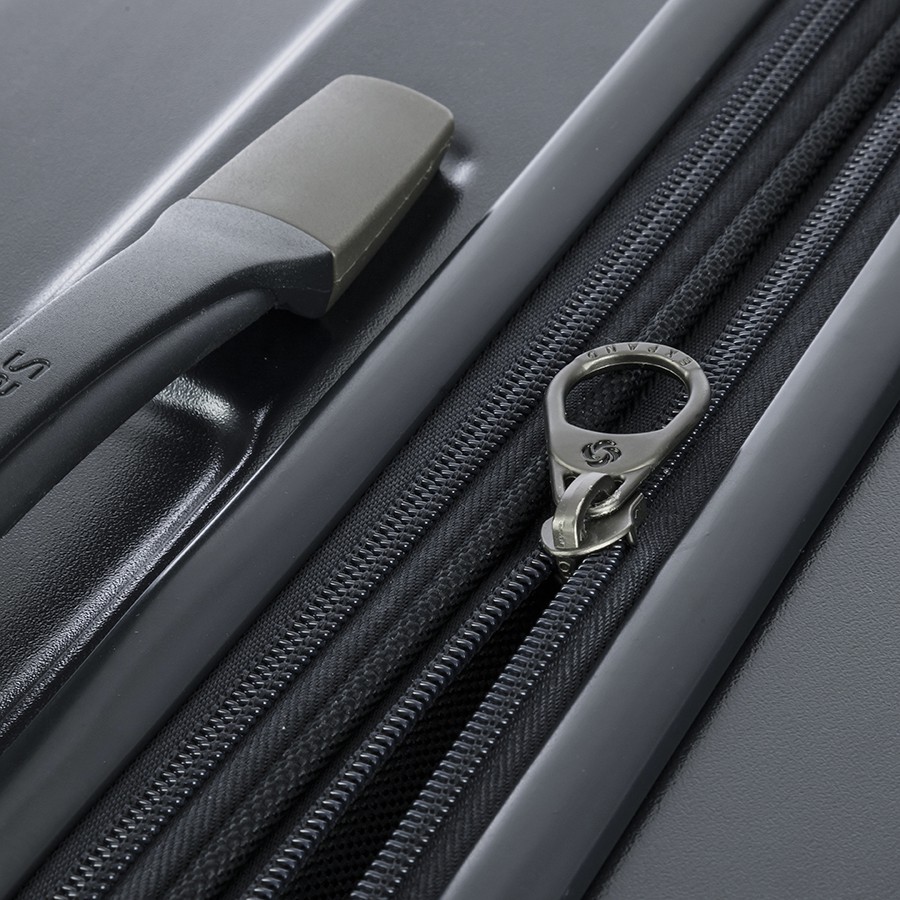 Vali Nhựa Samsonite Niar TSA - Size cabin 20inch/cm : Kiểu dáng hiện đại Trang bị khóa bảo vệ TSA Trang bị 4 bánh xe đôi
