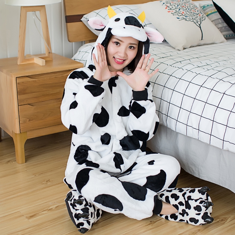 Đồ ngủ liền thân in họa tiết bò sữa đáng yêu cho nữ | BigBuy360 - bigbuy360.vn