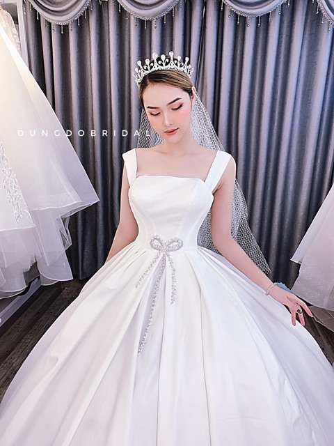 (Video thật) Vương miện cô dâu mẫu mới dễ thương