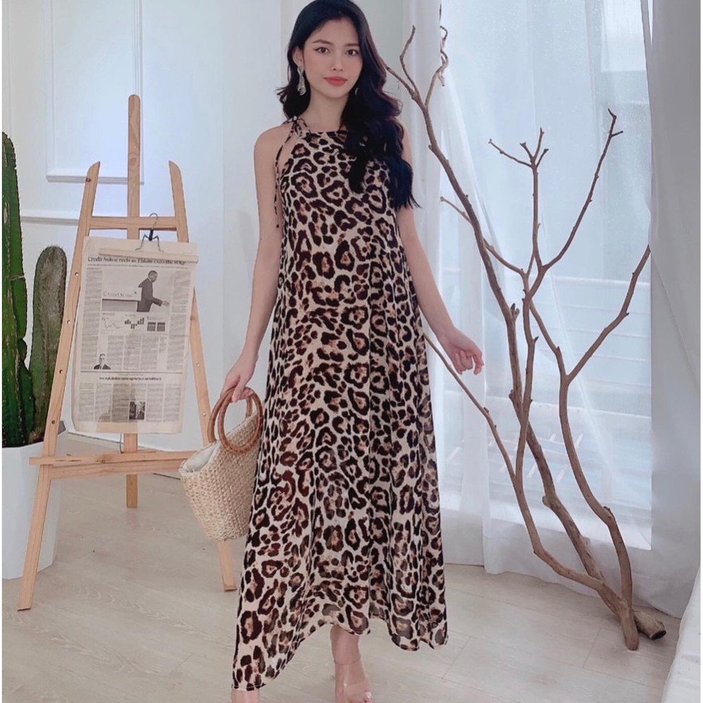 Đầm maxi beo cổ yếm | BigBuy360 - bigbuy360.vn