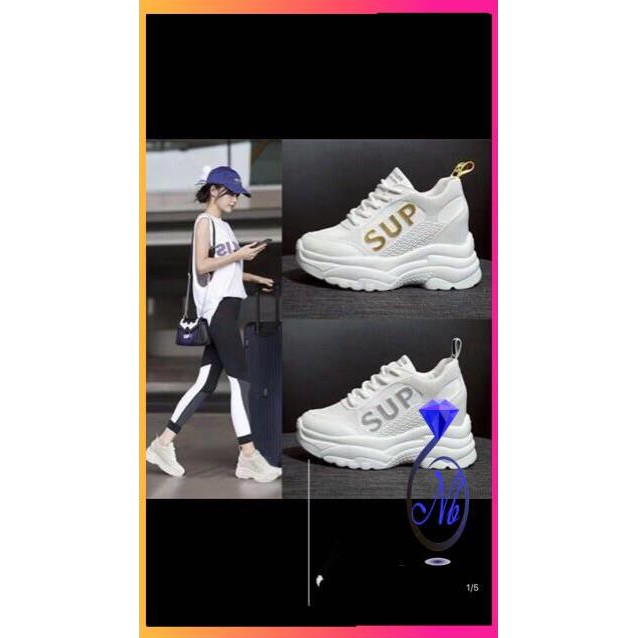 Giày thể thao chữ SUP