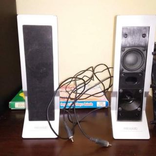 Loa tay vệ tinh microlad