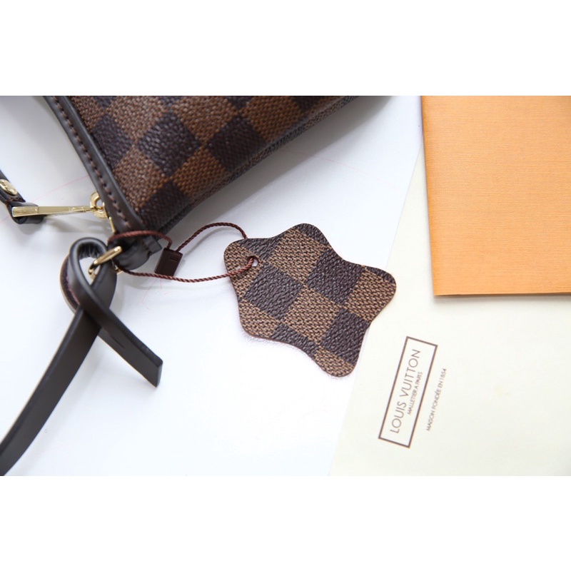 Túi ĐeoLOUISVITTON