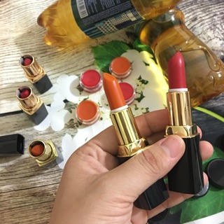 Combo 1 son dưỡng không màu, 1 son màu