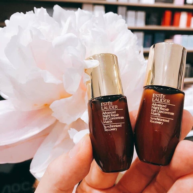 Serum dưỡng da mắt Estee laudra
