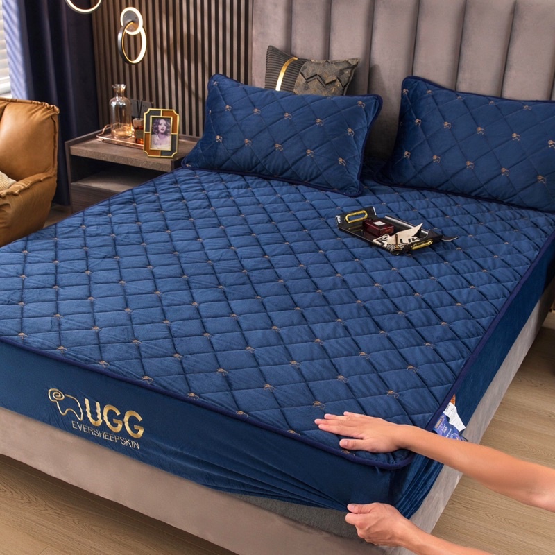 SÉT 3 MÓN GA GỐI NỈ NHUNG THÊU CHỮ UGG CAO CẤP LOẠI DÀY DẶN.mềm mịn ấm áp