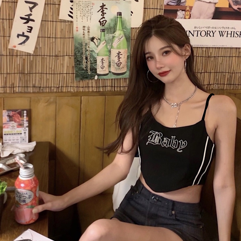 Áo croptop nữ hai dây thêu chữ lai vuông cắt giống khăn tay