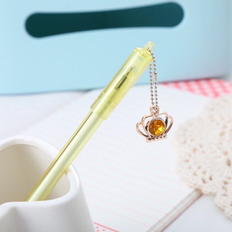 Bút bi nước vương miện ngọc, thiên nga ngọc