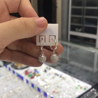 Bông tai cầu đá bạc ta trẻ em ng lớn bon chen được