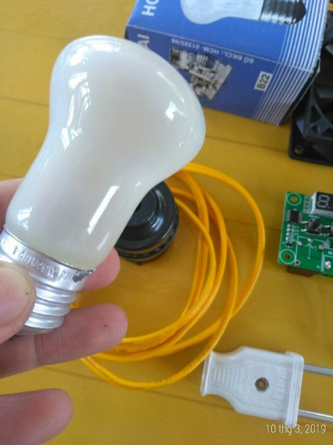 Trọn bộ làm máy ấp trứng đảo tay dùng p536