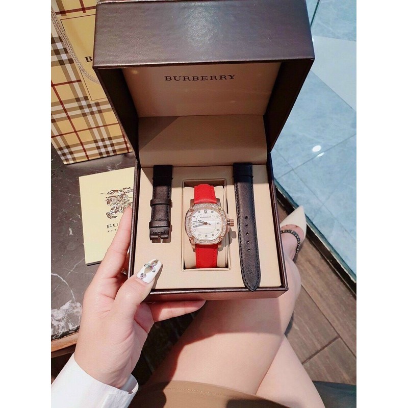 Set đồng hồ nữ Burberry hàng hiệu Lutos Watch .