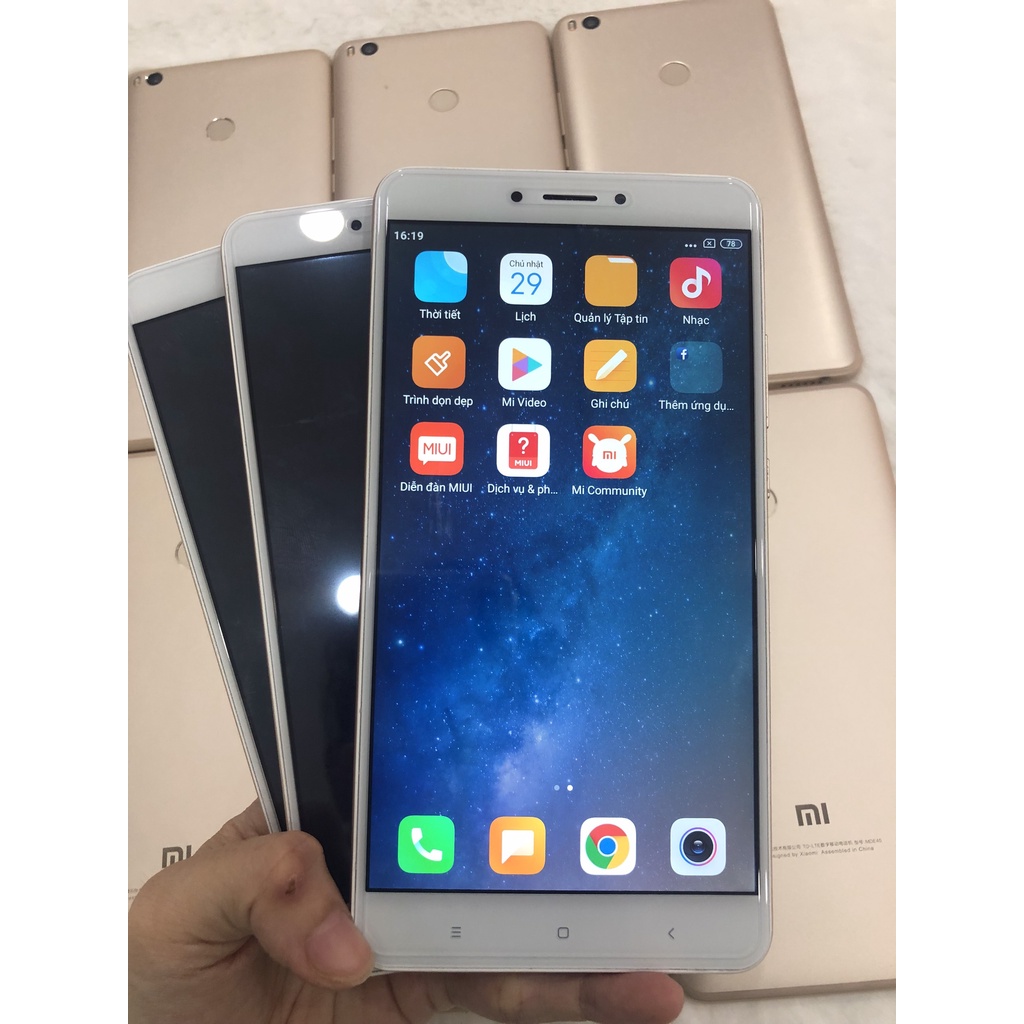 Điện thoại Xiaomi Mi Max 1. Cấu hình 3/32G, màn hình to 6.44" giành riêng cho game thủ, pin trâu 4850mAh,