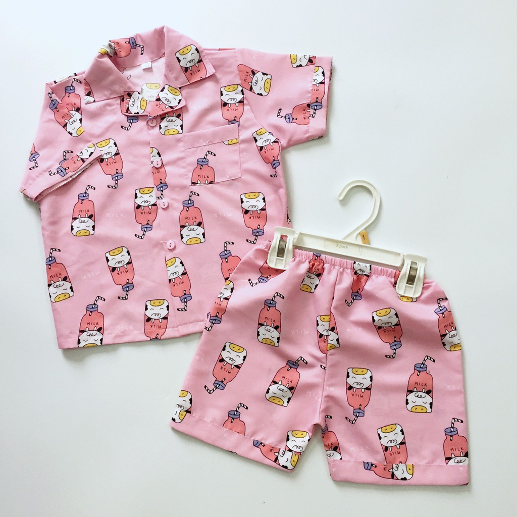 Pijama đùi cho bé vải Kate thái size 10-20kg - Bình sữa hồng
