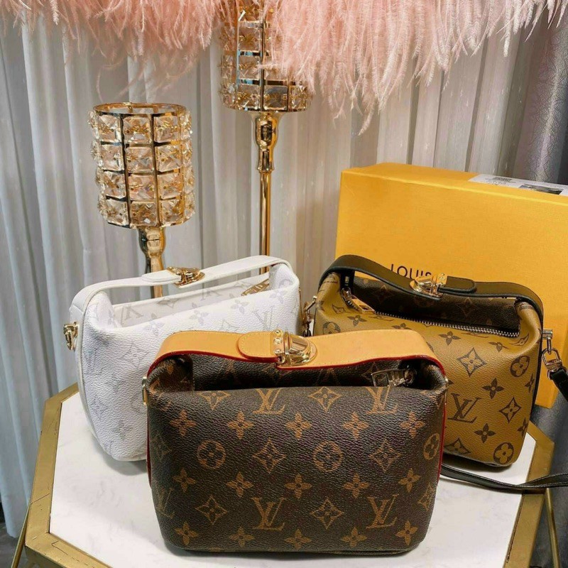 Túi xách khoá gài hàng xịn fullbox