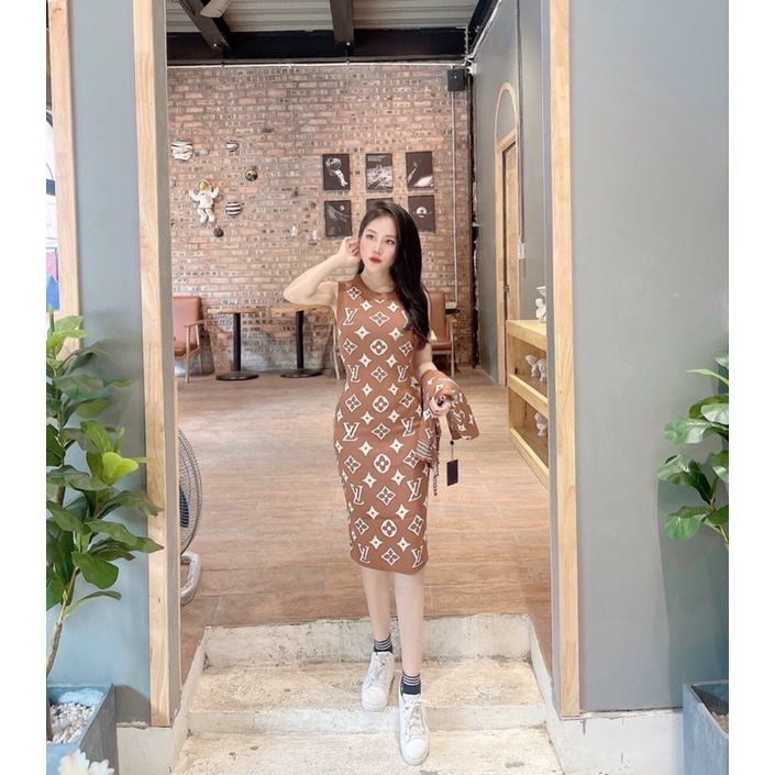 Set váy len sát nách kèm áo khoác ngoài chuẩn ảnh