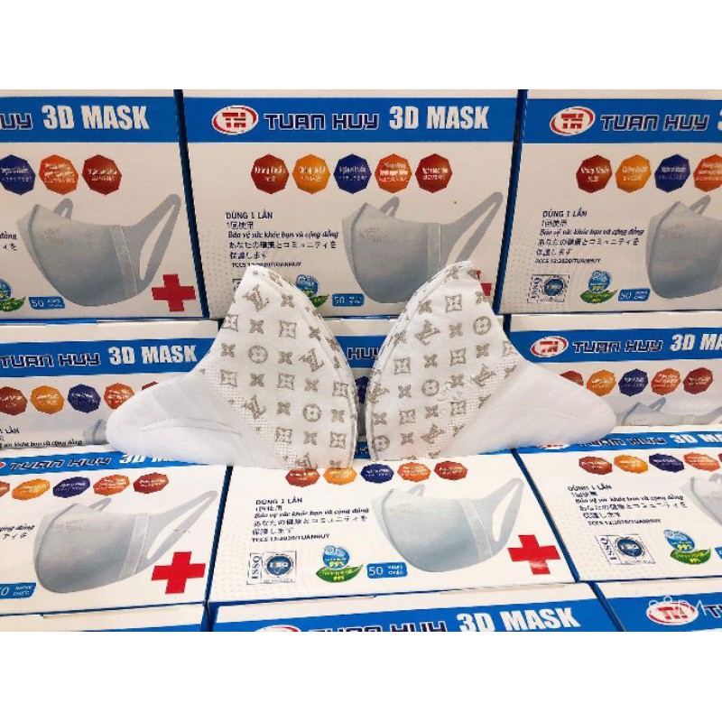 Khẩu trang 3D hoạ tiết LV màu trắng