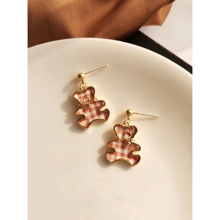 Bông tai hình gấu caro phong cách Hàn Quốc dành cho nữ