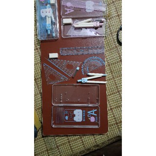 Bộ thước kẻ, compa, eke, đo độ (thước bộ học sinh)