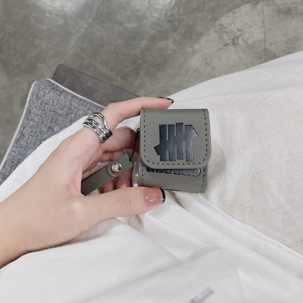 Vỏ Bảo Vệ Hộp Sạc Tai Nghe AirPods3 ADER Clein 2021 Bằng Da Màu Đen Thời Trang 2021 Mới Ốp