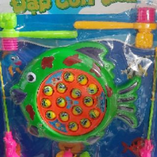 Vĩ câu cá pin đập chuột .
