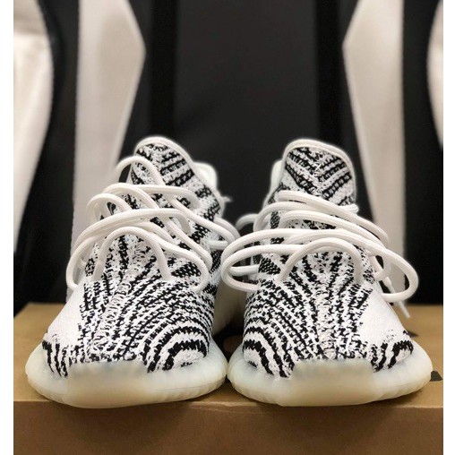 Giày Thể Thao Nam Sneaker Yeezy 350 V2 xịn | BigBuy360 - bigbuy360.vn