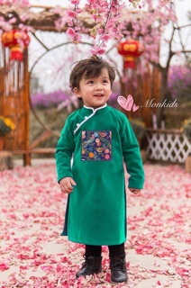 Áo dài nhung phối gấm bé trai