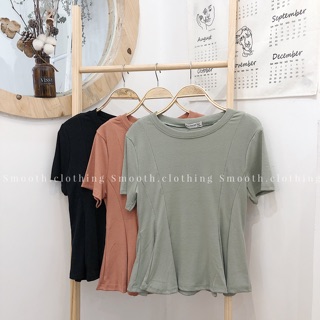 Áo phông dáng peplum