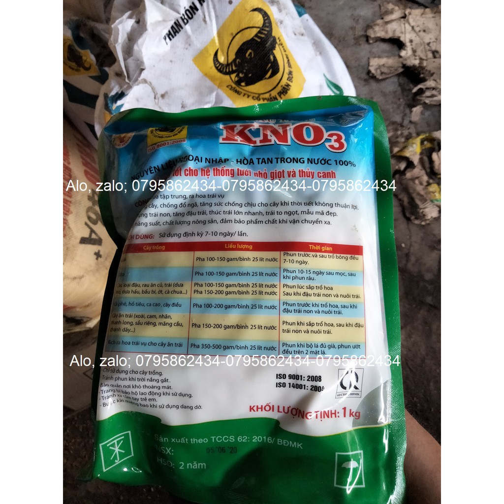 Phân bón KNO3 Đầu Trâu kích thích ra hoa tập trung cho cây trồng 1kg