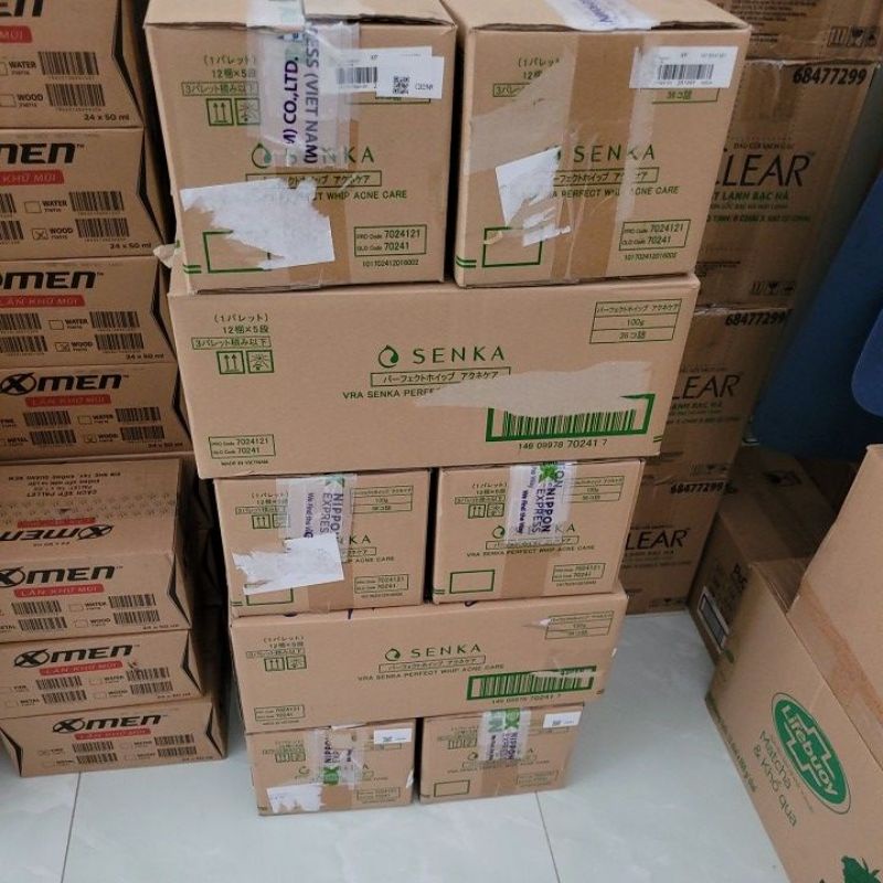 Sữa rửa mặt dành cho da mụn Senka perfect whip acne care 100g